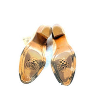 Load image into Gallery viewer, Vince Camuto Booties