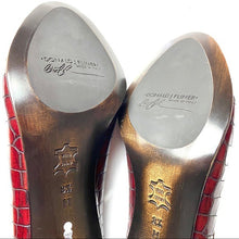 Load image into Gallery viewer, Donald J. Pliner Women’s Mary Jane Heels NWOT