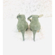 Load image into Gallery viewer, (SOLD) BCBGeneration Light Blue Suede Platform Heels