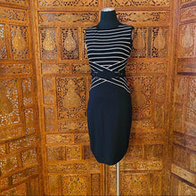 Load image into Gallery viewer, White House Black Market Dress
