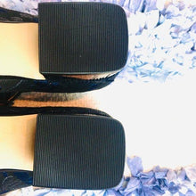 Load image into Gallery viewer, (SOLD) Nine West Women’s Dev Roococo Fadilla Dress Pump