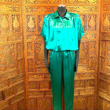 Load image into Gallery viewer, Vintage 1980’s Teddi Emerald 2-Piece Pants Set