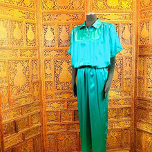 Load image into Gallery viewer, Vintage 1980’s Teddi Emerald 2-Piece Pants Set