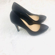 Load image into Gallery viewer, New Jessica Simpson Leather Heels