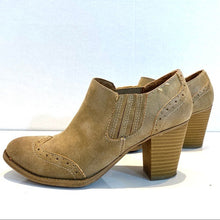 Load image into Gallery viewer, Eürosoft by Söfft Women’s Booties