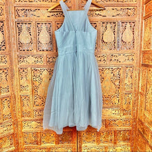 Load image into Gallery viewer, David’s Bridal Bridesmaid Dress