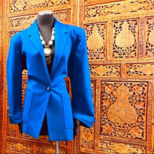 Load image into Gallery viewer, Vintage Central Park International Women’s Blazer