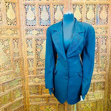 Load image into Gallery viewer, Carole Little Women’s Embroidered Stitch Blazer