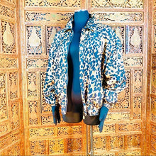 Load image into Gallery viewer, Vintage FUDA International Women’s Silk Jacket