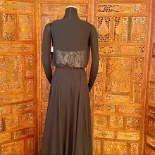 Load image into Gallery viewer, Sleeveless V-Neck Formal Gown Dress NWT