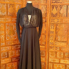 Load image into Gallery viewer, Sleeveless V-Neck Formal Gown Dress NWT