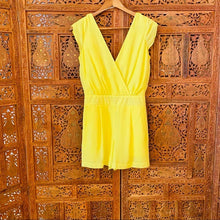 Load image into Gallery viewer, Gianni Bini Short Romper Jumpsuit Skort