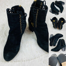 Load image into Gallery viewer, Cynthia Vincent Ankle Boots