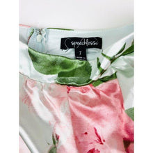 Load image into Gallery viewer, Speechless Junior’s Rose Floral Skirt