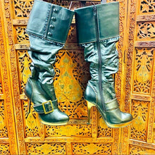 Load image into Gallery viewer, Ellie Steampunk Stiletto Platform Boots NWOT/B
