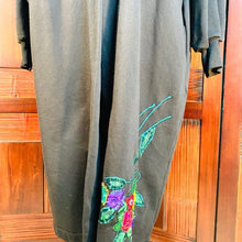 Load image into Gallery viewer, Vintage 1980’s Shell Kepler Lacy Afternoon Duster