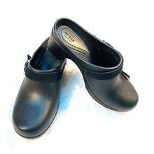 Load image into Gallery viewer, Crocs Women’s Sarah Clogs Mules