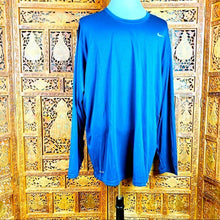 Load image into Gallery viewer, NIKE Men’s DriFit Long Sleeve NWT