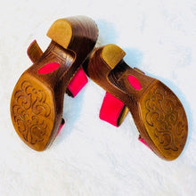 Load image into Gallery viewer, Born Shoes Women’s Leather Strapless Sandals