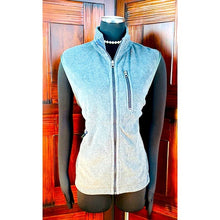 Load image into Gallery viewer, Gap Women’s Fleece Vest