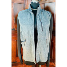 Load image into Gallery viewer, Gap Women’s Fleece Vest
