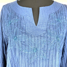 Load image into Gallery viewer, Water Sister Dry Goods Handmade Embroidered Tunic