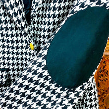 Load image into Gallery viewer, Joan Rivers Classics Collection Houndstooth Blazer
