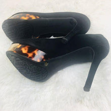 Load image into Gallery viewer, (SOLD) Gianni Bini Black Suede Stiletto Heel Pump