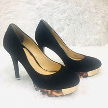 Load image into Gallery viewer, (SOLD) Gianni Bini Black Suede Stiletto Heel Pump