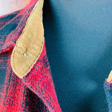 Load image into Gallery viewer, Field & Stream Red Flannel Button Down Shirt