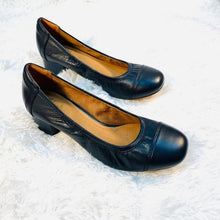 Load image into Gallery viewer, Clarks Ballerina Pumps