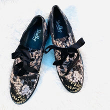 Load image into Gallery viewer, (SOLD) Shellys London Frankie Lace up Oxfords