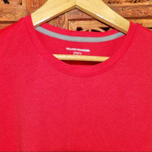 Load image into Gallery viewer, Amazon Essentials Men’s Muscle Shirt NWOT