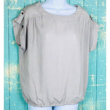 Load image into Gallery viewer, Women’s Tan Medium Blouse