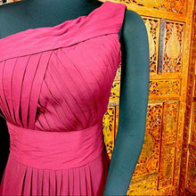 Load image into Gallery viewer, Dressy Star Women’s Evening Dress Formal Dress NWT