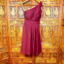 Load image into Gallery viewer, Dressy Star Women’s Evening Dress Formal Dress NWT