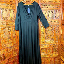 Load image into Gallery viewer, Poseshe Women’s Maxi Dress
