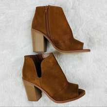 Load image into Gallery viewer, SODA Suede Ankle Boots