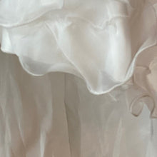 Load image into Gallery viewer, (00) Strapless Layered Wedding Gown with Train