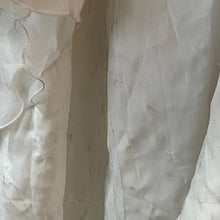 Load image into Gallery viewer, (00) Strapless Layered Wedding Gown with Train