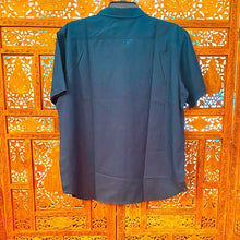 Load image into Gallery viewer, Columbia Men’s Short Sleeve Button Down Shirt NWT