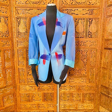 Load image into Gallery viewer, Vintage Women’s Blazer
