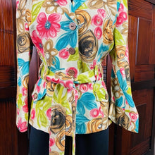 Load image into Gallery viewer, Emma &amp; James Floral Linen Beaded Sequin Blazer
