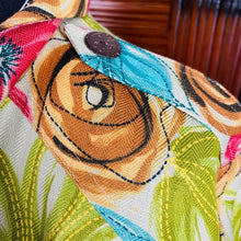 Load image into Gallery viewer, Emma &amp; James Floral Linen Beaded Sequin Blazer
