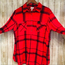 Load image into Gallery viewer, Ingrid &amp; Isabel Flannel Maternity Shirt
