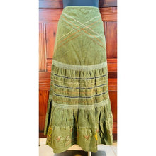 Load image into Gallery viewer, Mix Nouveau New York Women’s Corduroy Maxi Skirt
