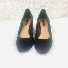 Load image into Gallery viewer, Tahari Black Leather Suede Closed Toe Wedges
