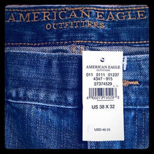 Load image into Gallery viewer, (SOLD) American Eagle Men’s Light Wash Jeans 38×32
