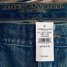 Load image into Gallery viewer, (SOLD) American Eagle Men’s Light Wash Jeans 38×32
