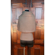 Load image into Gallery viewer, Philip Russell Women’s Sweater
